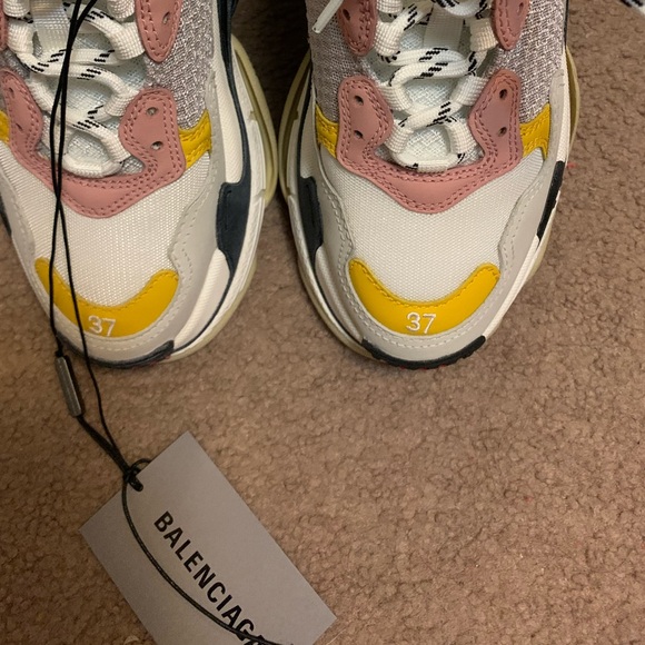 NWT Balenciaga Triple S Sneakers - Picture 7 of 8
